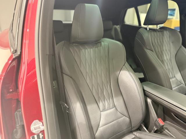 X2 xDrive 20i Mスポーツハイラインパッケージ ブラックレザーシート サンルーフ harman/kardonスピーカー 純正ナビゲーション 360度カメラ 駐車支援システム ヘッドアップディスプレイ アクティブクルーズコントロール(3枚目)