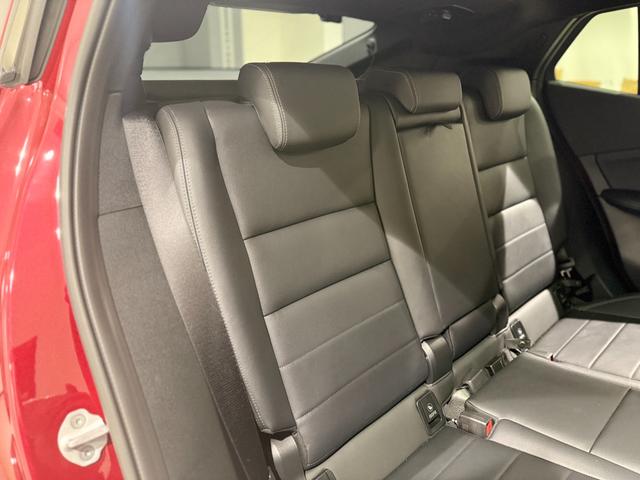 X2 xDrive 20i Mスポーツハイラインパッケージ ブラックレザーシート サンルーフ harman/kardonスピーカー 純正ナビゲーション 360度カメラ 駐車支援システム ヘッドアップディスプレイ アクティブクルーズコントロール(11枚目)