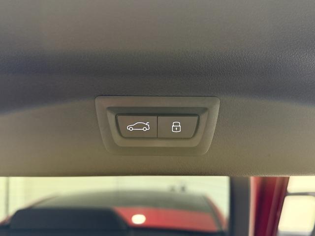 X2 xDrive 20i Mスポーツハイラインパッケージ ブラックレザーシート サンルーフ harman/kardonスピーカー 純正ナビゲーション 360度カメラ 駐車支援システム ヘッドアップディスプレイ アクティブクルーズコントロール(15枚目)