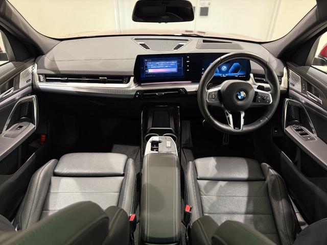 X2 xDrive 20i Mスポーツハイラインパッケージ ブラックレザーシート サンルーフ harman/kardonスピーカー 純正ナビゲーション 360度カメラ 駐車支援システム ヘッドアップディスプレイ アクティブクルーズコントロール(26枚目)