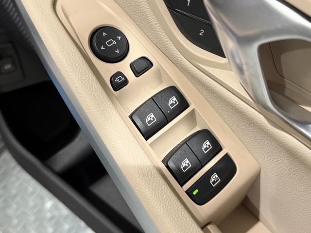 3シリーズ 320i Mスポーツ ハイラインパッケージ ホワイトレザーシート 純正ナビゲーション 駐車支援システム アクティブクルーズコントロール 電動シート シートヒーター(8枚目)