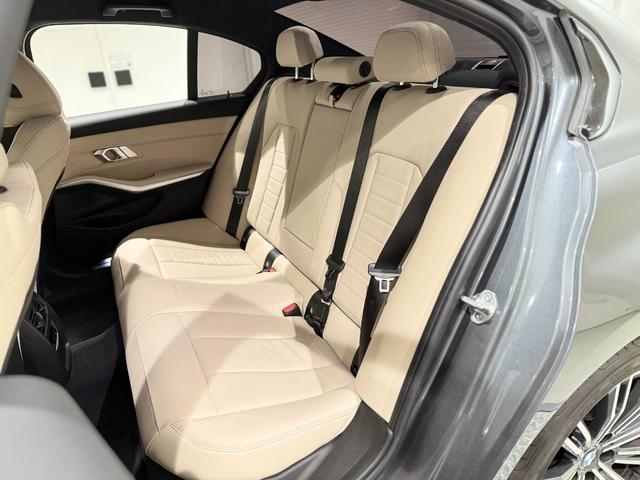 3シリーズ 320i Mスポーツ ハイラインパッケージ ホワイトレザーシート 純正ナビゲーション 駐車支援システム アクティブクルーズコントロール 電動シート シートヒーター(13枚目)