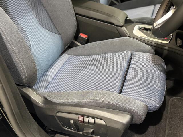 1シリーズ 120d ハイラインパッケージ テクノロジーパッケージ ハイラインパッケージ 純正ナビゲーションシステム アクティブクルーズコントロール 駐車支援システム Bluetooth(4枚目)