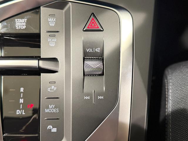 1シリーズ 120d ハイラインパッケージ テクノロジーパッケージ ハイラインパッケージ 純正ナビゲーションシステム アクティブクルーズコントロール 駐車支援システム Bluetooth(37枚目)