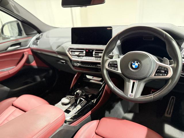 Ｘ４ Ｍ４０ｉ　赤レザー　ヘッドアップディスプレイ　ハンズオフシステム　アクティブクルーズコントロール　３６０度カメラ　フルセグテレビ　電動テールゲート　ＬＥＤヘッドライト（68枚目）