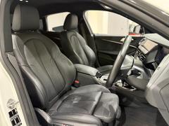 �̳�ƻ�����̡���Φ�����ۡ����졢�쳤���ᵦ�ʴ����ˡ���񡢻͹񡢶彣�����졢��������γ��ͤˡ������ǥ����顼�����Σ£ͣפ��Ϥ��������ޤ��� 6