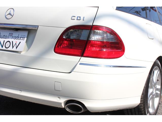 E320 CDIワゴン アバンギャルド 後期最終モデル 全車検時ディーラー記録簿 2オーナー サンルーフ ナッパレザー 純正HDDナビ バックカメラ フルセグ 禁煙車 シートヒーター ブルートゥース HID パワーバックドア ウッドコンビ(8枚目)