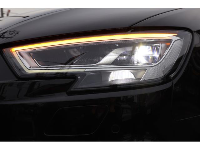 Ａ３ スポーツバック３０ＴＦＳＩスポシグネチエデＳラインＰ　／特別仕様車／シグネチャーＥＤ／Ｓライン／禁煙車／アシスタンスＰＫＧ／ＡＣＣ／バーチャルコックピット／サイドアシスト／Ｓライン１８インチＡＷ／専用エアロパーツ（12枚目）