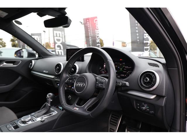 Ａ３ スポーツバック３０ＴＦＳＩスポシグネチエデＳラインＰ　／特別仕様車／シグネチャーＥＤ／Ｓライン／禁煙車／アシスタンスＰＫＧ／ＡＣＣ／バーチャルコックピット／サイドアシスト／Ｓライン１８インチＡＷ／専用エアロパーツ（19枚目）