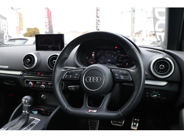 Ａ３ スポーツバック３０ＴＦＳＩスポシグネチエデＳラインＰ　／特別仕様車／シグネチャーＥＤ／Ｓライン／禁煙車／アシスタンスＰＫＧ／ＡＣＣ／バーチャルコックピット／サイドアシスト／Ｓライン１８インチＡＷ／専用エアロパーツ（24枚目）