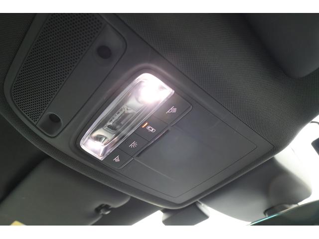 Ａ３ スポーツバック３０ＴＦＳＩスポシグネチエデＳラインＰ　／特別仕様車／シグネチャーＥＤ／Ｓライン／禁煙車／アシスタンスＰＫＧ／ＡＣＣ／バーチャルコックピット／サイドアシスト／Ｓライン１８インチＡＷ／専用エアロパーツ（42枚目）