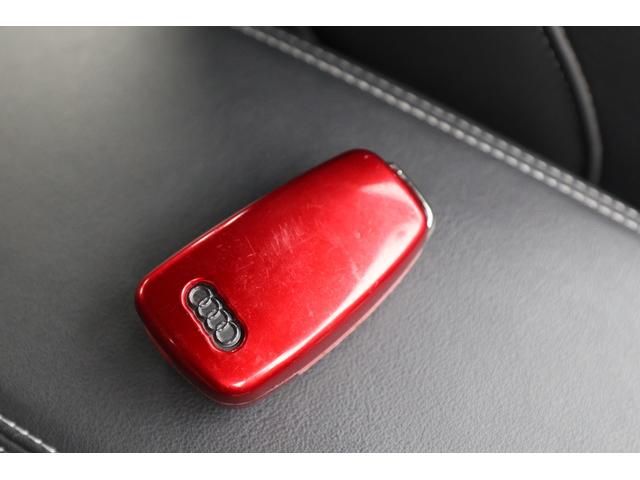 Ａ３ スポーツバック３０ＴＦＳＩスポシグネチエデＳラインＰ　／特別仕様車／シグネチャーＥＤ／Ｓライン／禁煙車／アシスタンスＰＫＧ／ＡＣＣ／バーチャルコックピット／サイドアシスト／Ｓライン１８インチＡＷ／専用エアロパーツ（47枚目）