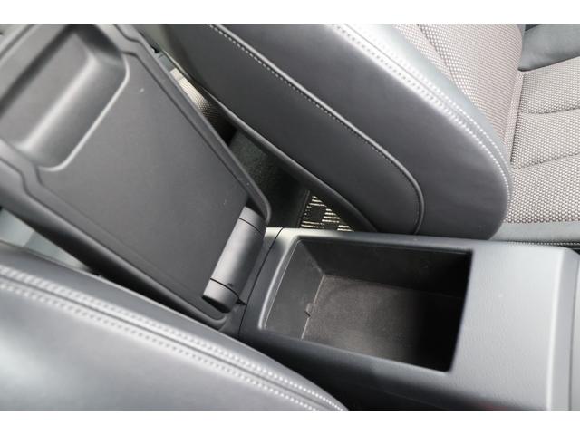 Ａ３ スポーツバック３０ＴＦＳＩスポシグネチエデＳラインＰ　／特別仕様車／シグネチャーＥＤ／Ｓライン／禁煙車／アシスタンスＰＫＧ／ＡＣＣ／バーチャルコックピット／サイドアシスト／Ｓライン１８インチＡＷ／専用エアロパーツ（48枚目）