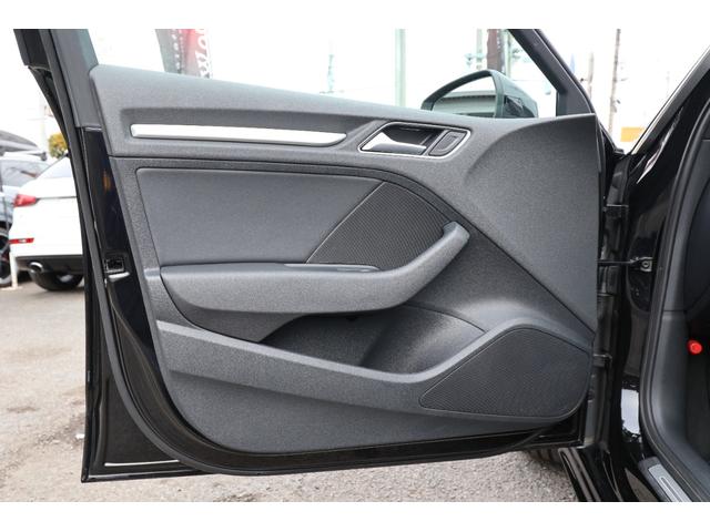 Ａ３ スポーツバック３０ＴＦＳＩスポシグネチエデＳラインＰ　／特別仕様車／シグネチャーＥＤ／Ｓライン／禁煙車／アシスタンスＰＫＧ／ＡＣＣ／バーチャルコックピット／サイドアシスト／Ｓライン１８インチＡＷ／専用エアロパーツ（49枚目）