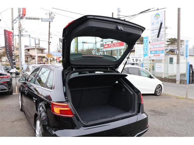 Ａ３ スポーツバック３０ＴＦＳＩスポシグネチエデＳラインＰ　／特別仕様車／シグネチャーＥＤ／Ｓライン／禁煙車／アシスタンスＰＫＧ／ＡＣＣ／バーチャルコックピット／サイドアシスト／Ｓライン１８インチＡＷ／専用エアロパーツ（63枚目）