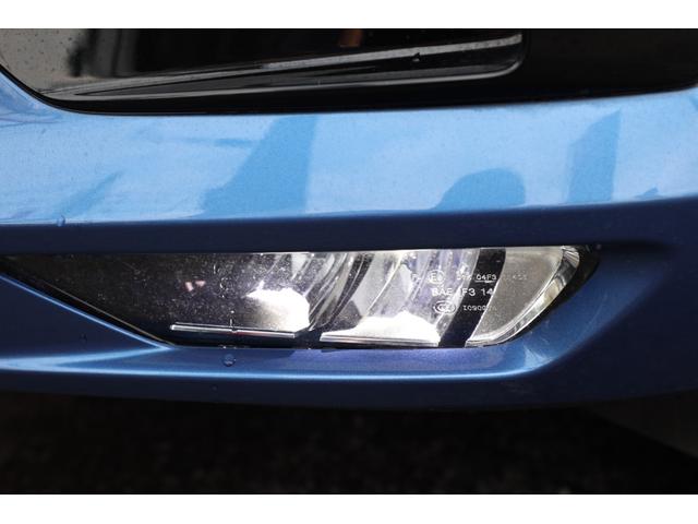 ＸＣ６０ Ｄ４　ＡＷＤ　Ｒデザイン　ワンオーナー／ムーンルーフ／ポールスターエンジニアード／チャイルドクッション／３６０°カメラ／ナビ／ＴＶ／ハーフレザーシート／シートヒーター／１９インチＡＷ／禁煙車／ＡｐｐｌｅＣａｒＰｌａｙ／（15枚目）