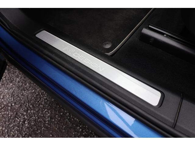 ＸＣ６０ Ｄ４　ＡＷＤ　Ｒデザイン　ワンオーナー／ムーンルーフ／ポールスターエンジニアード／チャイルドクッション／３６０°カメラ／ナビ／ＴＶ／ハーフレザーシート／シートヒーター／１９インチＡＷ／禁煙車／ＡｐｐｌｅＣａｒＰｌａｙ／（50枚目）