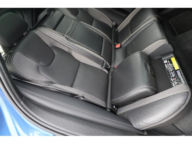 ＸＣ６０ Ｄ４　ＡＷＤ　Ｒデザイン　ワンオーナー／ムーンルーフ／ポールスターエンジニアード／チャイルドクッション／３６０°カメラ／ナビ／ＴＶ／ハーフレザーシート／シートヒーター／１９インチＡＷ／禁煙車／ＡｐｐｌｅＣａｒＰｌａｙ／（54枚目）
