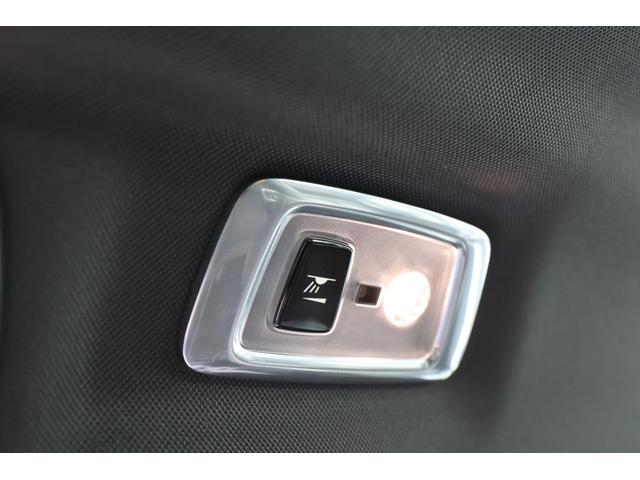 ＸＣ６０ Ｄ４　ＡＷＤ　Ｒデザイン　ワンオーナー／ムーンルーフ／ポールスターエンジニアード／チャイルドクッション／３６０°カメラ／ナビ／ＴＶ／ハーフレザーシート／シートヒーター／１９インチＡＷ／禁煙車／ＡｐｐｌｅＣａｒＰｌａｙ／（62枚目）