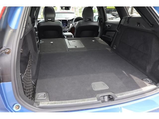 ＸＣ６０ Ｄ４　ＡＷＤ　Ｒデザイン　ワンオーナー／ムーンルーフ／ポールスターエンジニアード／チャイルドクッション／３６０°カメラ／ナビ／ＴＶ／ハーフレザーシート／シートヒーター／１９インチＡＷ／禁煙車／ＡｐｐｌｅＣａｒＰｌａｙ／（68枚目）