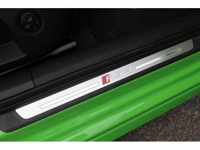 ＲＳ３スポーツバック 　／ワンオーナー／マグネティックライド／全年ディーラー記録簿／純正前後ドラレコ／禁煙車／キャラミグリーン／ダイヤモンドステッチ入ナッパレザーシート／バーチャルコックピット／Ｂａｎｇ＆Ｏｌｕｆｓｅｎ／（26枚目）