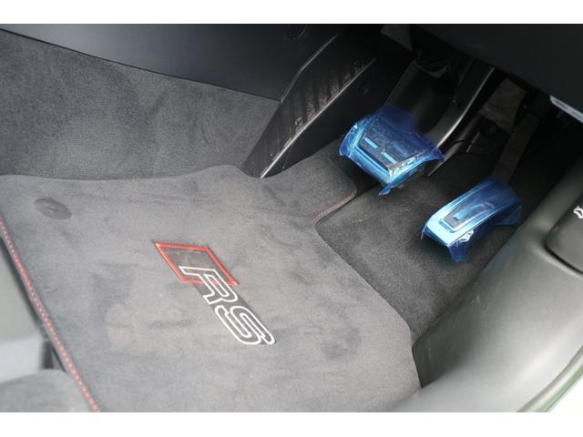 ＲＳ３スポーツバック 　／ワンオーナー／マグネティックライド／全年ディーラー記録簿／純正前後ドラレコ／禁煙車／キャラミグリーン／ダイヤモンドステッチ入ナッパレザーシート／バーチャルコックピット／Ｂａｎｇ＆Ｏｌｕｆｓｅｎ／（27枚目）