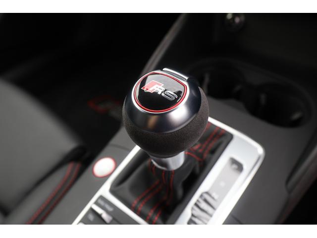 ＲＳ３スポーツバック 　／ワンオーナー／マグネティックライド／全年ディーラー記録簿／純正前後ドラレコ／禁煙車／キャラミグリーン／ダイヤモンドステッチ入ナッパレザーシート／バーチャルコックピット／Ｂａｎｇ＆Ｏｌｕｆｓｅｎ／（49枚目）