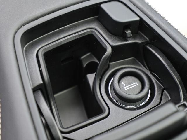 Ｂ６ ビターボ　グランクーペ　／最終モデル／６００ｐｓ／Ｈａｒｍａｎ　ｋａｒｄｏｎ／パノラマルーフ／左ハンドル／ホワイトレザーシート／禁煙車／純正クラシック２０ＡＷ／純正アクラボビッチマフラー／正規Ｄ記録簿／追従式クルコン／（46枚目）