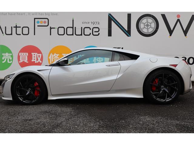 NSX ベースグレード /当社管理車両/カーボンセラミックローターレッドキャリパー/カーボンファイバーインテリアスポーツパッケージ/レッドセミアニリンレザー×アルカンターラコンビシート/全車検時ディーラー記録簿/禁煙車(4枚目)