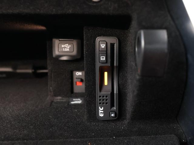 NSX ベースグレード /当社管理車両/カーボンセラミックローターレッドキャリパー/カーボンファイバーインテリアスポーツパッケージ/レッドセミアニリンレザー×アルカンターラコンビシート/全車検時ディーラー記録簿/禁煙車(34枚目)