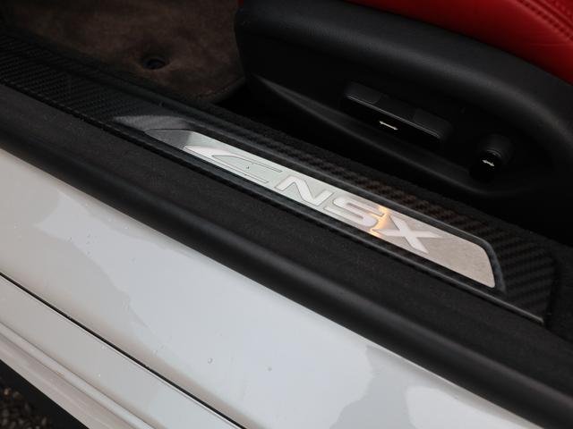 NSX ベースグレード /当社管理車両/カーボンセラミックローターレッドキャリパー/カーボンファイバーインテリアスポーツパッケージ/レッドセミアニリンレザー×アルカンターラコンビシート/全車検時ディーラー記録簿/禁煙車(36枚目)
