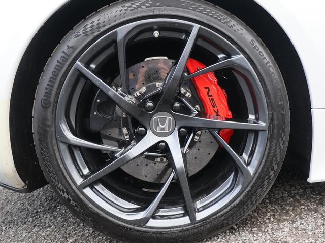 NSX ベースグレード /当社管理車両/カーボンセラミックローターレッドキャリパー/カーボンファイバーインテリアスポーツパッケージ/レッドセミアニリンレザー×アルカンターラコンビシート/全車検時ディーラー記録簿/禁煙車(70枚目)