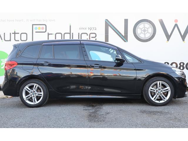 ２シリーズ ２１８ｄグランツアラー　Ｍスポーツ　／コンフォートＰＫＧ／禁煙車／パワーバックドア／７人乗り／Ｍスポーツサスペンション／Ｍスポーツ１７インチＡＷ／衝突軽減ブレーキ／スポーツシート／ディーゼルターボ／パーキングアシスト／（4枚目）