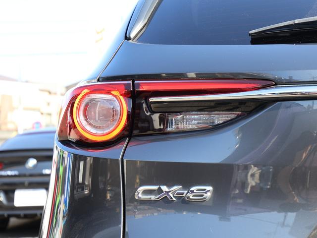 ＣＸ－８ ＸＤ　Ｌパッケージ　／弊社管理車両／３６０度カメラ／ＢＯＳＥサラウンド／フルセグ／６人乗り／ブラックレザー／ステアリングヒーター／ＨＵＤ／禁煙車／純正ナビ／電動リアゲート／レーダークルーズ／ＤＶＤ（11枚目）