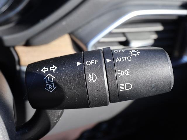 ＣＸ－８ ＸＤ　Ｌパッケージ　／弊社管理車両／３６０度カメラ／ＢＯＳＥサラウンド／フルセグ／６人乗り／ブラックレザー／ステアリングヒーター／ＨＵＤ／禁煙車／純正ナビ／電動リアゲート／レーダークルーズ／ＤＶＤ（31枚目）