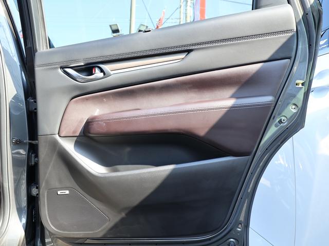 ＣＸ－８ ＸＤ　Ｌパッケージ　／弊社管理車両／３６０度カメラ／ＢＯＳＥサラウンド／フルセグ／６人乗り／ブラックレザー／ステアリングヒーター／ＨＵＤ／禁煙車／純正ナビ／電動リアゲート／レーダークルーズ／ＤＶＤ（45枚目）