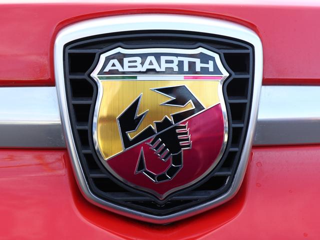 アバルト595 ベースグレード ユーザー買取車/ロッソアバルト/前後ドラレコ/純正オーディオ/純正AW/禁煙車/リヤソナー/ETC/ロッソアバルト/Bluetooth/スポーツモード/MTモード付(14枚目)