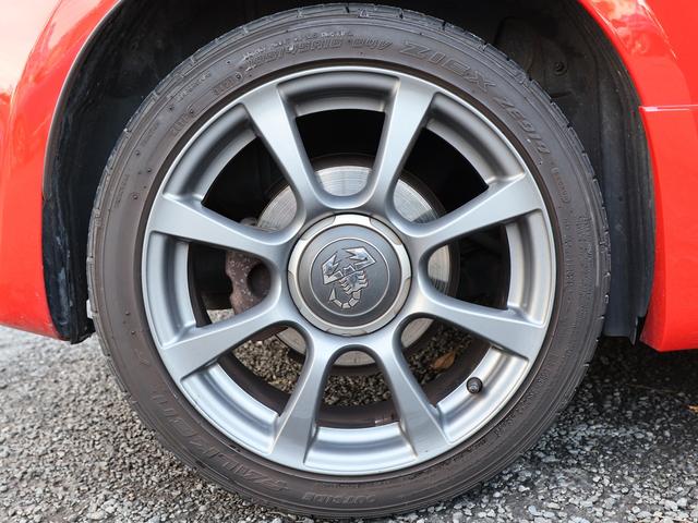 アバルト595 ベースグレード ユーザー買取車/ロッソアバルト/前後ドラレコ/純正オーディオ/純正AW/禁煙車/リヤソナー/ETC/ロッソアバルト/Bluetooth/スポーツモード/MTモード付(69枚目)