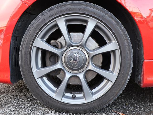 アバルト595 ベースグレード ユーザー買取車/ロッソアバルト/前後ドラレコ/純正オーディオ/純正AW/禁煙車/リヤソナー/ETC/ロッソアバルト/Bluetooth/スポーツモード/MTモード付(72枚目)