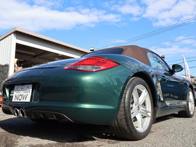 ボクスター ボクスター　ボクスター（２名）／ＰＤＫ／スポーツクロノパッケージ／ベージュ内装／ブラウン幌／レーシンググリーン／ＢＯＳＥサラウンド／純正ナビ／バックカメラ／純正１８インチＡＷ／シートヒーター／禁煙車（9枚目）