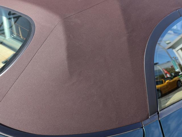 ボクスター ボクスター　ボクスター（２名）／ＰＤＫ／スポーツクロノパッケージ／ベージュ内装／ブラウン幌／レーシンググリーン／ＢＯＳＥサラウンド／純正ナビ／バックカメラ／純正１８インチＡＷ／シートヒーター／禁煙車（16枚目）