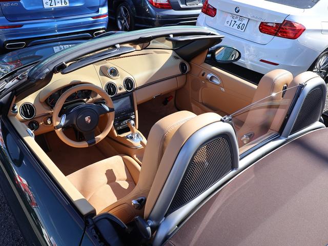 ボクスター ボクスター　ボクスター（２名）／ＰＤＫ／スポーツクロノパッケージ／ベージュ内装／ブラウン幌／レーシンググリーン／ＢＯＳＥサラウンド／純正ナビ／バックカメラ／純正１８インチＡＷ／シートヒーター／禁煙車（38枚目）