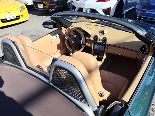 ボクスター ボクスター　ボクスター（２名）／ＰＤＫ／スポーツクロノパッケージ／ベージュ内装／ブラウン幌／レーシンググリーン／ＢＯＳＥサラウンド／純正ナビ／バックカメラ／純正１８インチＡＷ／シートヒーター／禁煙車（39枚目）
