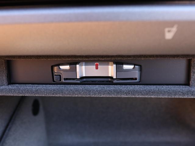 ボクスター ボクスター　ボクスター（２名）／ＰＤＫ／スポーツクロノパッケージ／ベージュ内装／ブラウン幌／レーシンググリーン／ＢＯＳＥサラウンド／純正ナビ／バックカメラ／純正１８インチＡＷ／シートヒーター／禁煙車（46枚目）