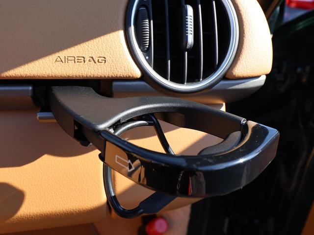 ボクスター ボクスター　ボクスター（２名）／ＰＤＫ／スポーツクロノパッケージ／ベージュ内装／ブラウン幌／レーシンググリーン／ＢＯＳＥサラウンド／純正ナビ／バックカメラ／純正１８インチＡＷ／シートヒーター／禁煙車（48枚目）