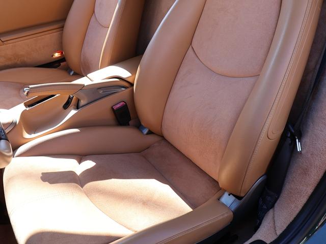 ボクスター ボクスター　ボクスター（２名）／ＰＤＫ／スポーツクロノパッケージ／ベージュ内装／ブラウン幌／レーシンググリーン／ＢＯＳＥサラウンド／純正ナビ／バックカメラ／純正１８インチＡＷ／シートヒーター／禁煙車（52枚目）