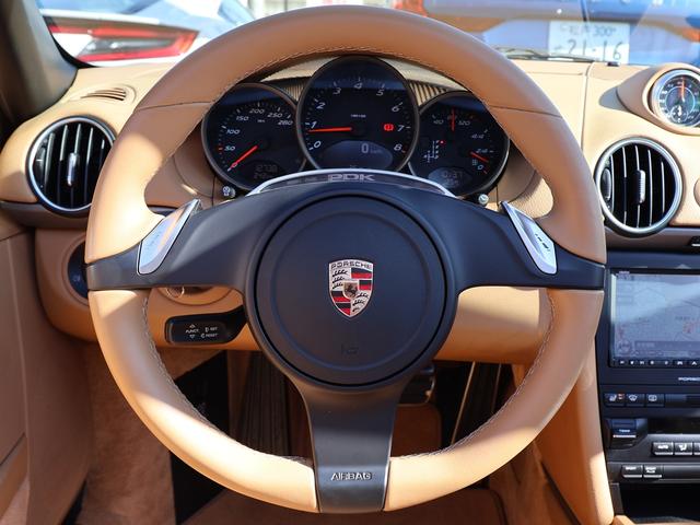 ボクスター ボクスター　ボクスター（２名）／ＰＤＫ／スポーツクロノパッケージ／ベージュ内装／ブラウン幌／レーシンググリーン／ＢＯＳＥサラウンド／純正ナビ／バックカメラ／純正１８インチＡＷ／シートヒーター／禁煙車（53枚目）