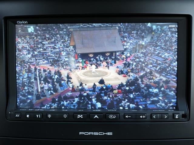 ボクスター ボクスター　ボクスター（２名）／ＰＤＫ／スポーツクロノパッケージ／ベージュ内装／ブラウン幌／レーシンググリーン／ＢＯＳＥサラウンド／純正ナビ／バックカメラ／純正１８インチＡＷ／シートヒーター／禁煙車（61枚目）