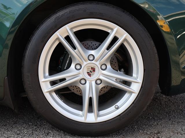 ボクスター ボクスター　ボクスター（２名）／ＰＤＫ／スポーツクロノパッケージ／ベージュ内装／ブラウン幌／レーシンググリーン／ＢＯＳＥサラウンド／純正ナビ／バックカメラ／純正１８インチＡＷ／シートヒーター／禁煙車（72枚目）