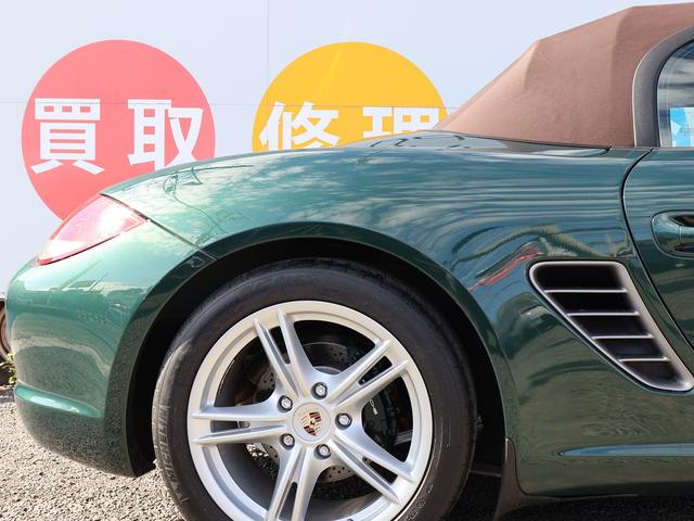 ボクスター ボクスター　ボクスター（２名）／ＰＤＫ／スポーツクロノパッケージ／ベージュ内装／ブラウン幌／レーシンググリーン／ＢＯＳＥサラウンド／純正ナビ／バックカメラ／純正１８インチＡＷ／シートヒーター／禁煙車（75枚目）